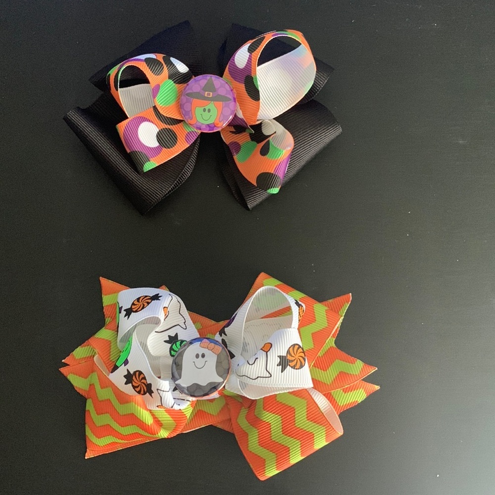 Halloween bows set of 2 .